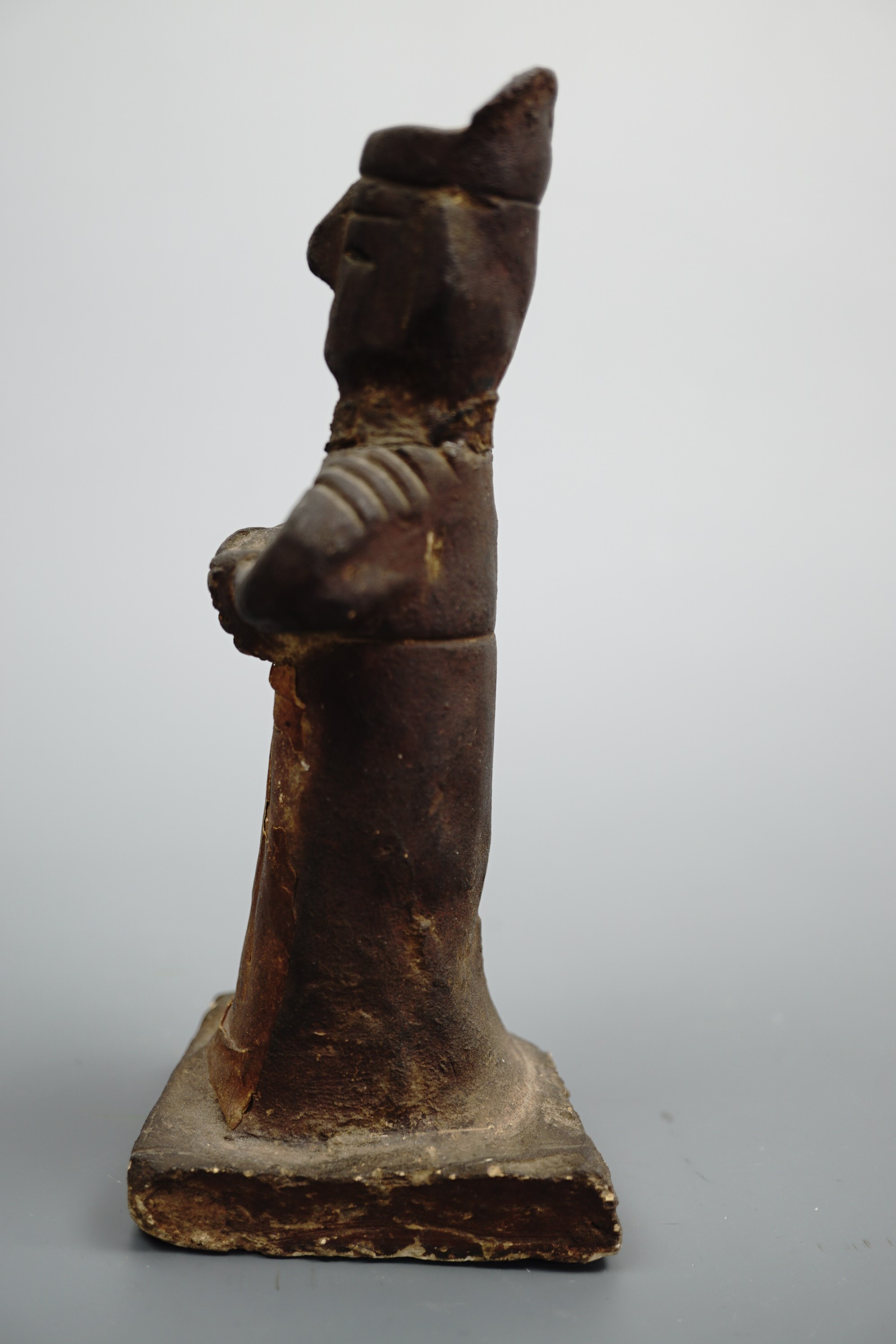 A Chinese terracotta tomb attendant figure, bearing a paper label, possibly Jin Dynasty, 16 cm - Image 5 of 7