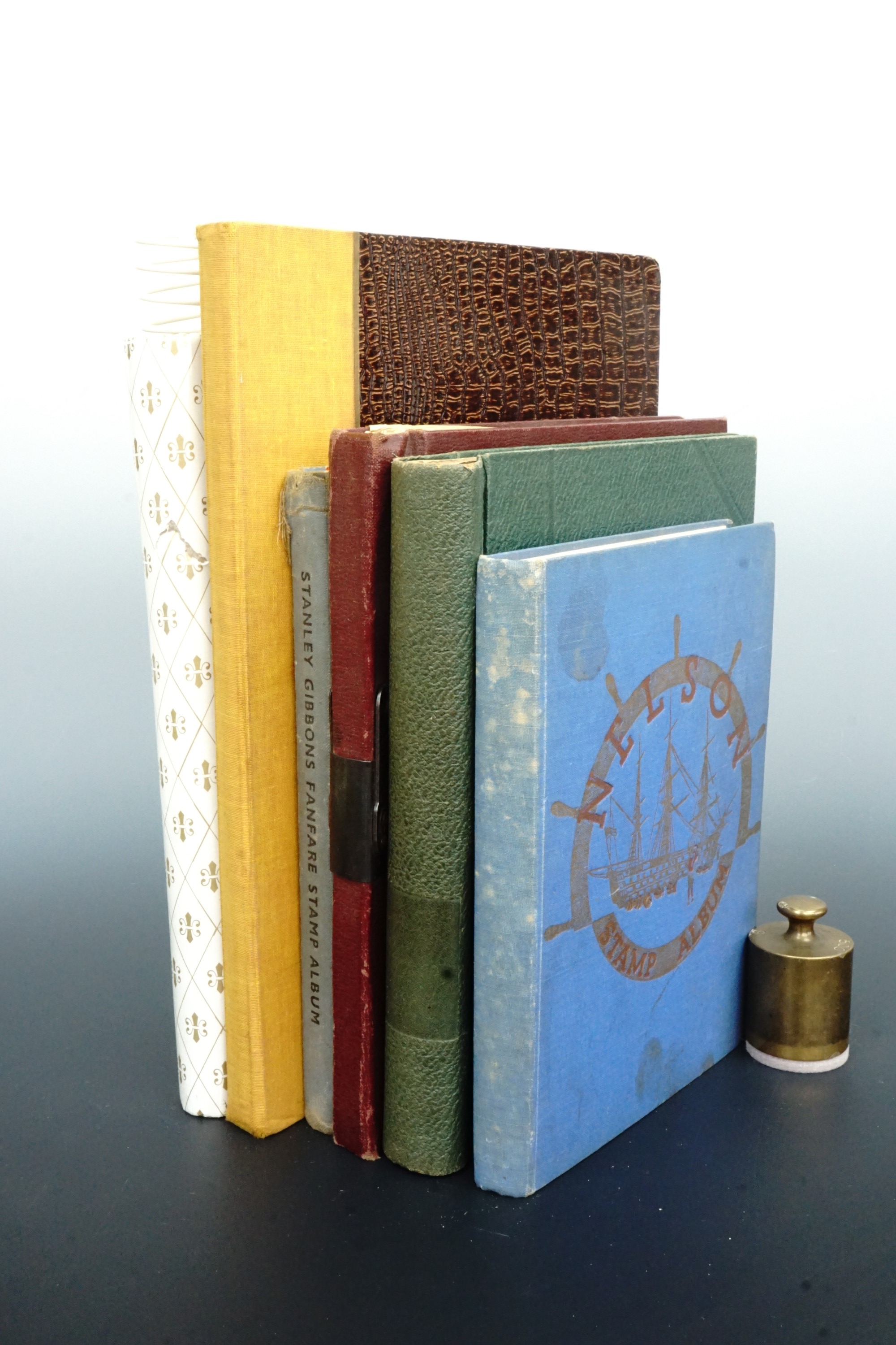A large and varied quantity of vintage stamp albums and stamps, GB and world, 19th Century and - Image 5 of 8