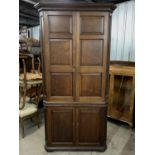 A George III oak standing corner cabinet, 102 cm x 70 cm x 212 cm