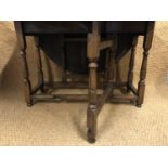 A quality older reproduction late 17th / early 18th Century oak gate-leg table, 120 cm x 147 cm x 74