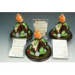 Three Country Artists figures, 'Robin on a Christmas Pudding'.