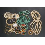 A polished agate bead necklace, a jadeite bead necklace and bracelet, together with sundry items