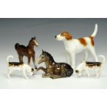 Beswick 915 foal, a Sylvac retriever, two Beswick style hounds and foal.