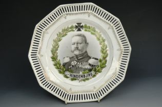 An Imperial German General Hindenburg portrait plate, 25 cm