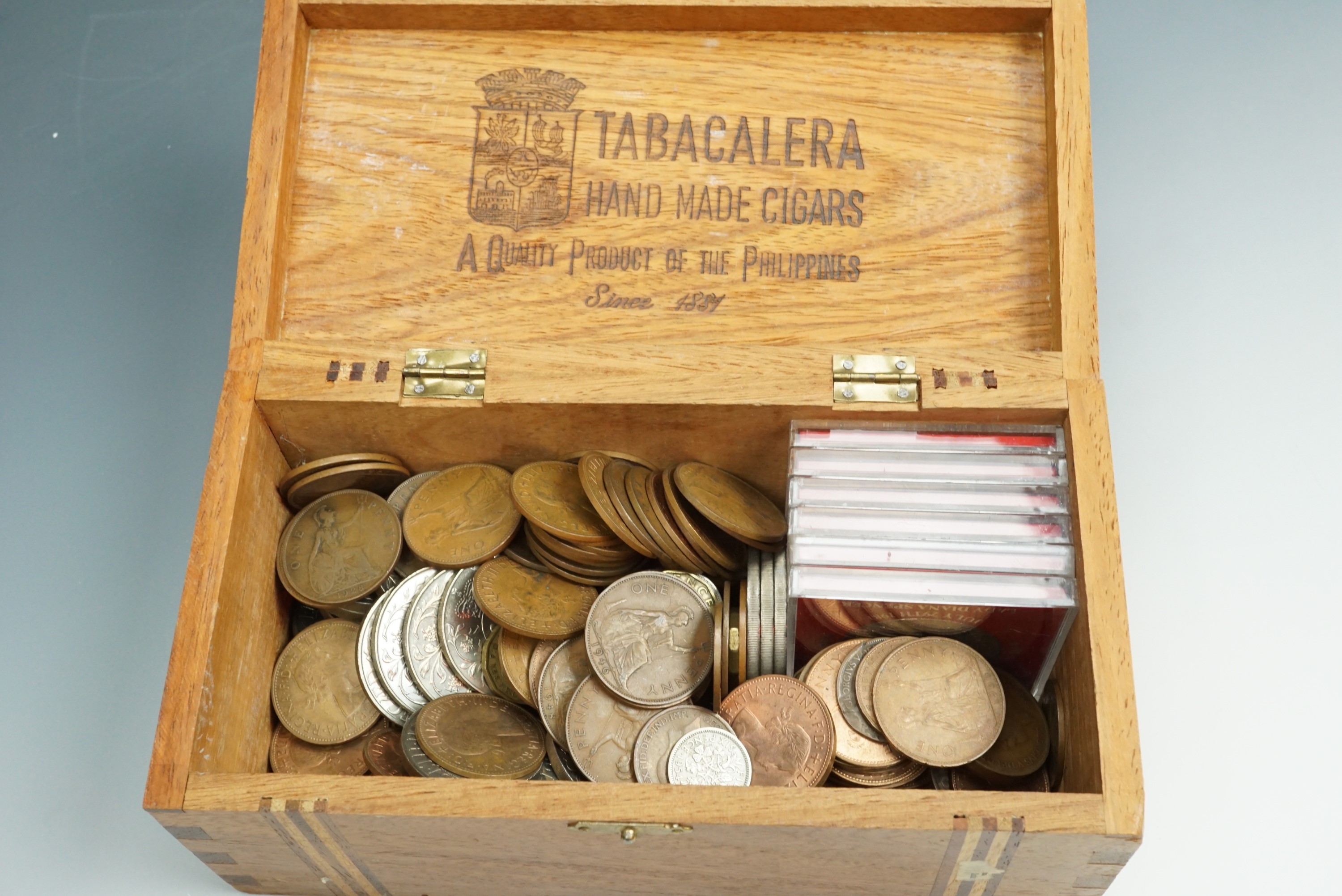Sundry largely GB coins in an inlaid wooden cigar box - Image 2 of 2