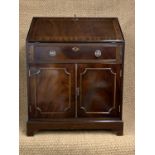 A Georgian influenced inlaid mahogany bureau cabinet, 76 cm x 47 cm x 97 cm