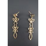 A pair of 9 ct gold openwork ear pendants, 3 cm, 2.0 g
