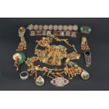 A suite of moderne gilt white metal and rhinestone jewellery, comprising a pair of clip earrings and