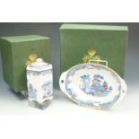 Two boxed Mason's 'Gold Willow' pieces, an oval bowl and a tea caddy.