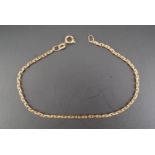 A 9 ct gold fine faceted belcher link bracelet, 20 cm, 3.4 g