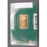 A Royal Mint 10 g fine gold ingot pack