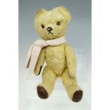A vintage Teddy bear, 31 cm