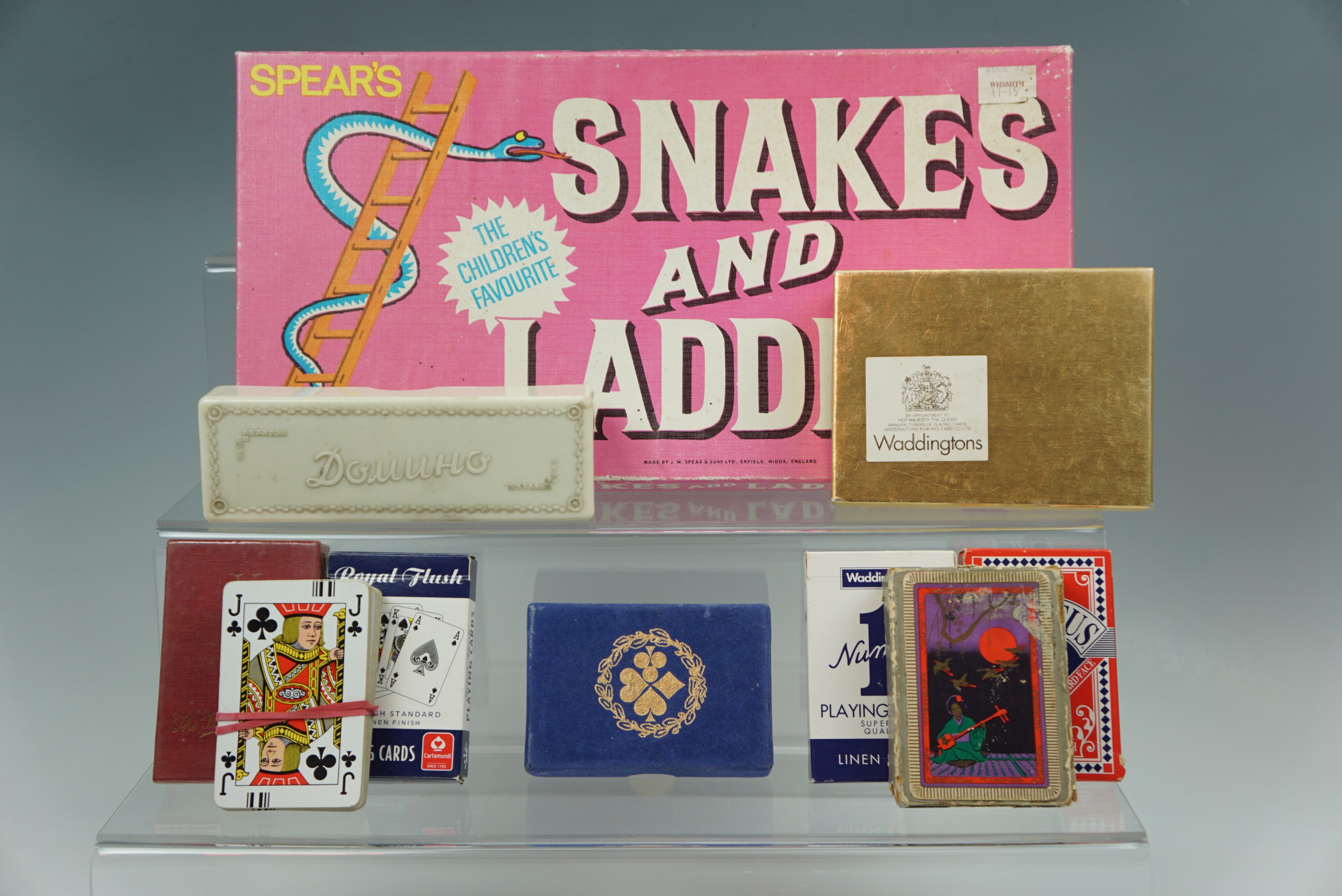 Vintage board games comprising two Monopoly games, Scrabble and Speers Snakes and Ladders - Image 2 of 2