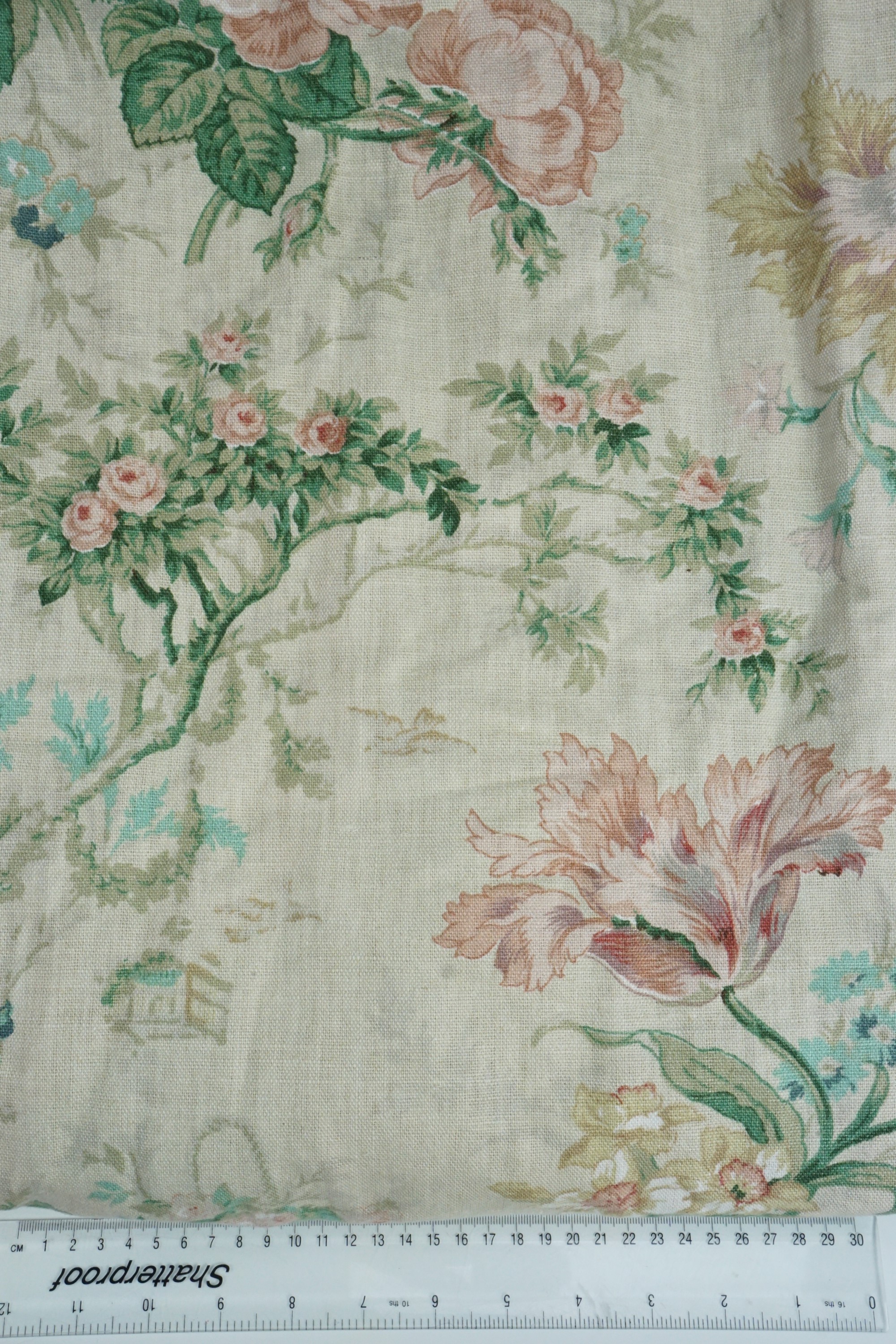 A quantity of vintage interlined and other curtains, together with a pelmet - Image 9 of 11