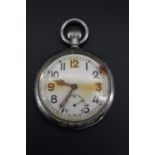 A Second World War British army GSTP pocket watch, (a/f)