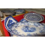 Quantity of miscellaneous mainly 20th Century blue and white transfer printed table ware, a pair