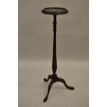 Early 20th Century mahogany turned column torchere in 18th Century style