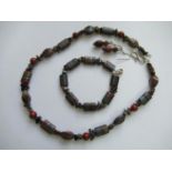 Agate necklace, bracelet and earrings
