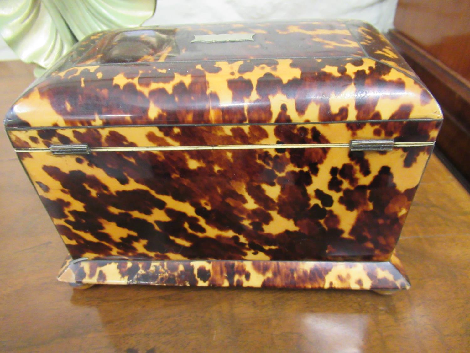 19th Century tortoiseshell serpentine shaped two division tea caddy, raised on low bun feet, 7.75ins - Image 5 of 8