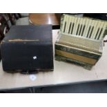 Puratone accordion with leather strap and original case (at fault)