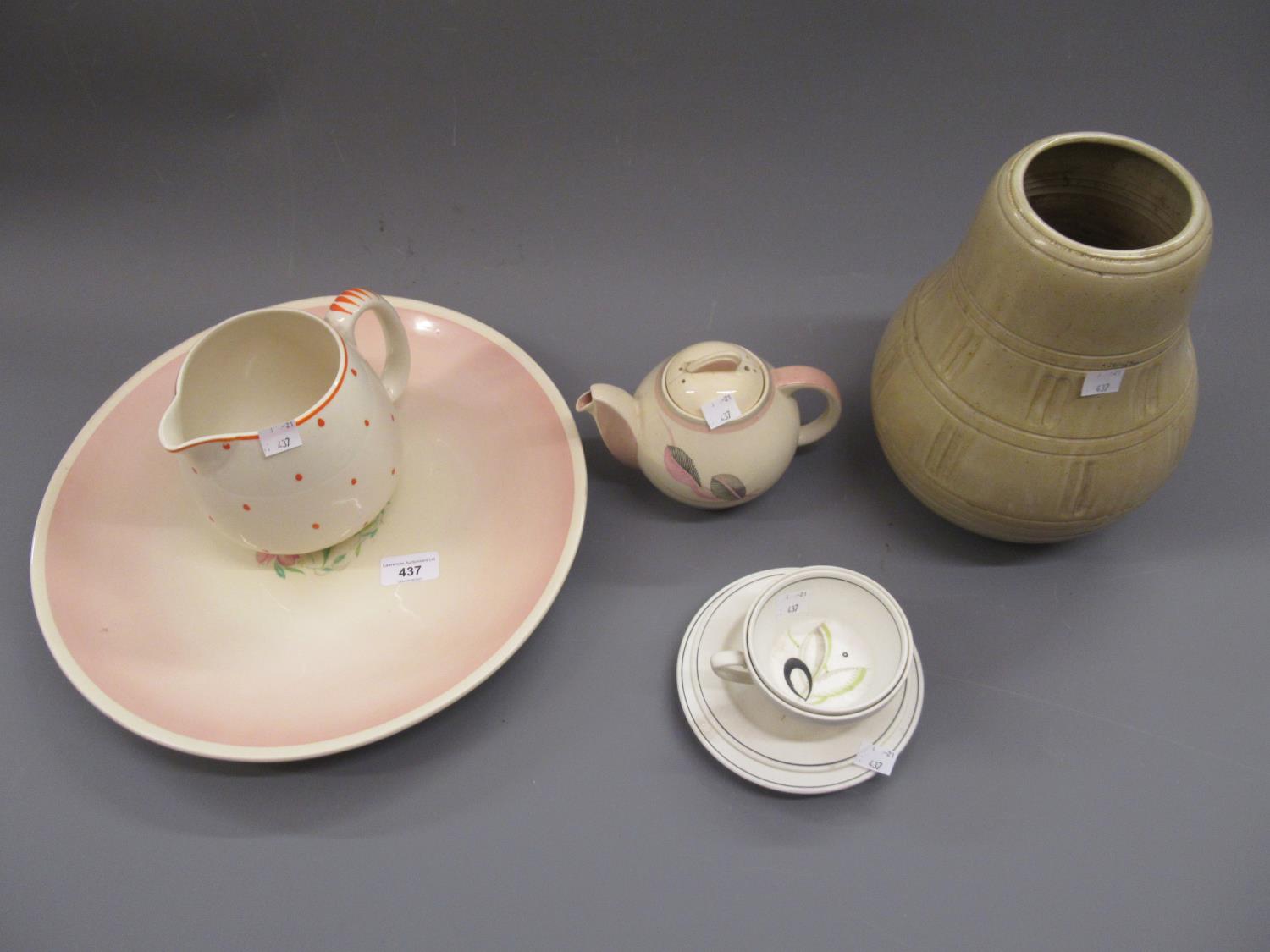 Susie Cooper Dresden Spray charger, 14ins together with an incised ware vase and five items of tea