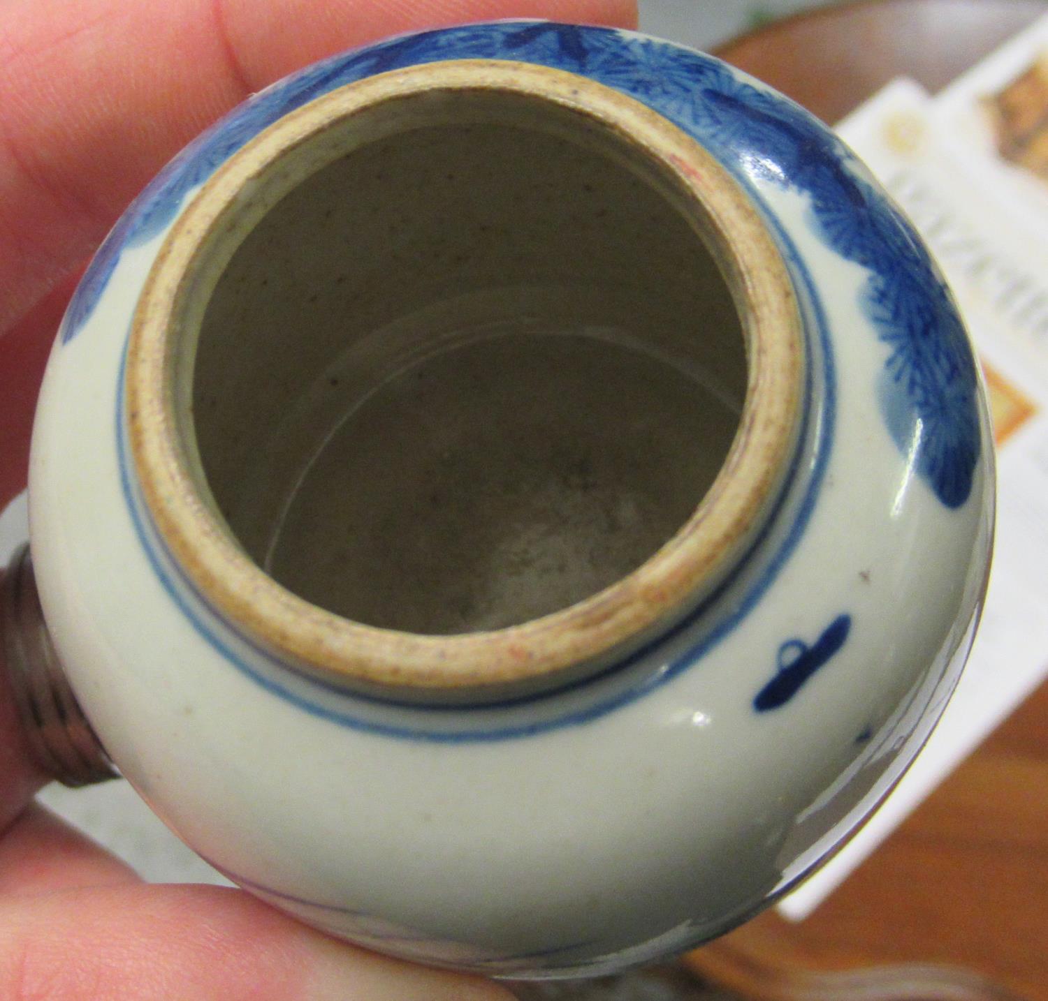 Small Chinese porcelain brush pot, blue and white decorated with figures and a deer in a - Image 5 of 6