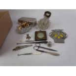 Three various button hooks, steel scissors, thimble, cut glass beadwork evening purse, Daguerrotype,