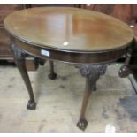 Good quality 1920's oval mahogany occasional table, raised on carved shell cabriole claw and ball