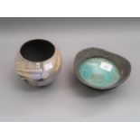 Rob Sollis, small Studio pottery crackle glazed bowl, 6.5ins diameter approximately together with