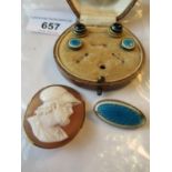 19th Century carved shell cameo portrait brooch, small oval enamel brooch (at fault) and two pairs