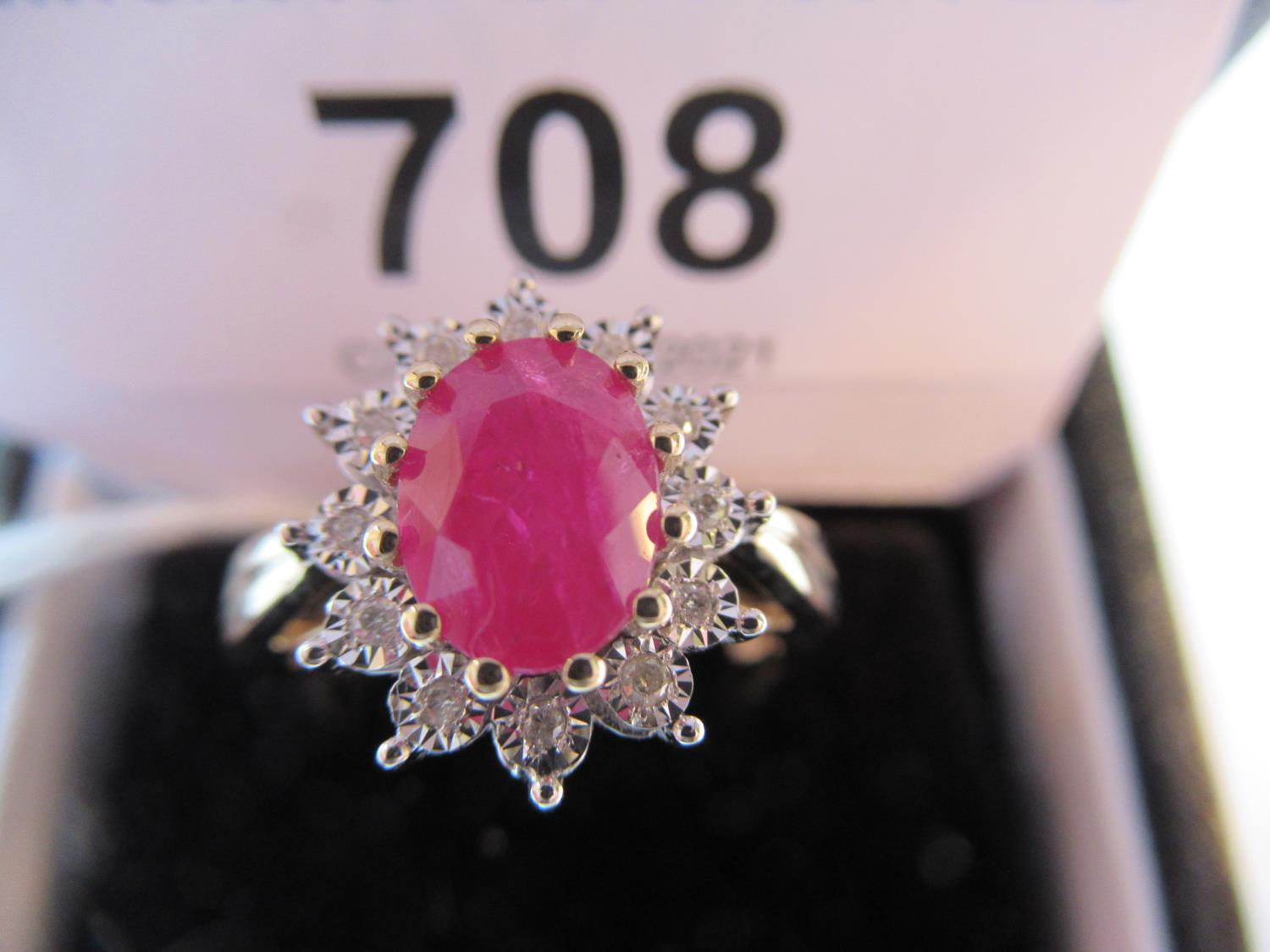 9ct Yellow gold oval ruby and diamond cluster ring - Image 3 of 3