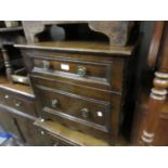 Small reproduction oak two drawer chest with knob handles and bracket feet, together with a small