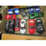 Box containing a collection of various 1:24 scale Maisto Burago sports cars etc. (unboxed)