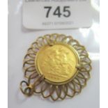 Gold half Sovereign 1909, in a 9ct gold pendant mount 7.3g