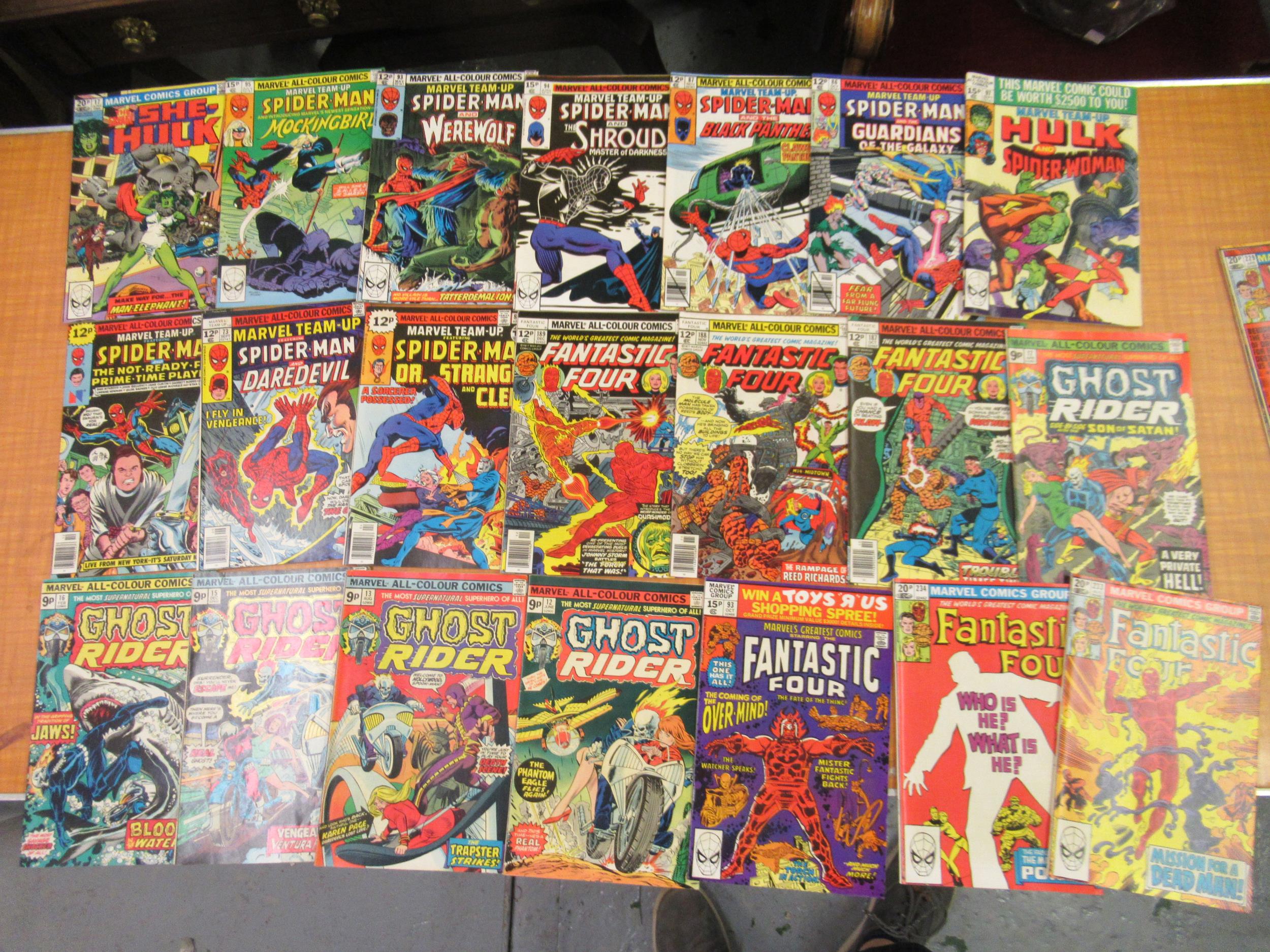 Tray containing a quantity of various Marvel comics including Ghostrider, The Hulk, The Thing and - Image 4 of 7