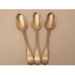 Set of three George IV Edinburgh silver Fiddle, Thread and Shell pattern tablespoons, 1823, 8oz