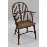 19th Century elm and yew wood Windsor chair with a pierced splat and spindle back, above a panel