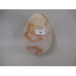 Large polished veined onyx sculpture in the form of an egg, 9ins long approximately