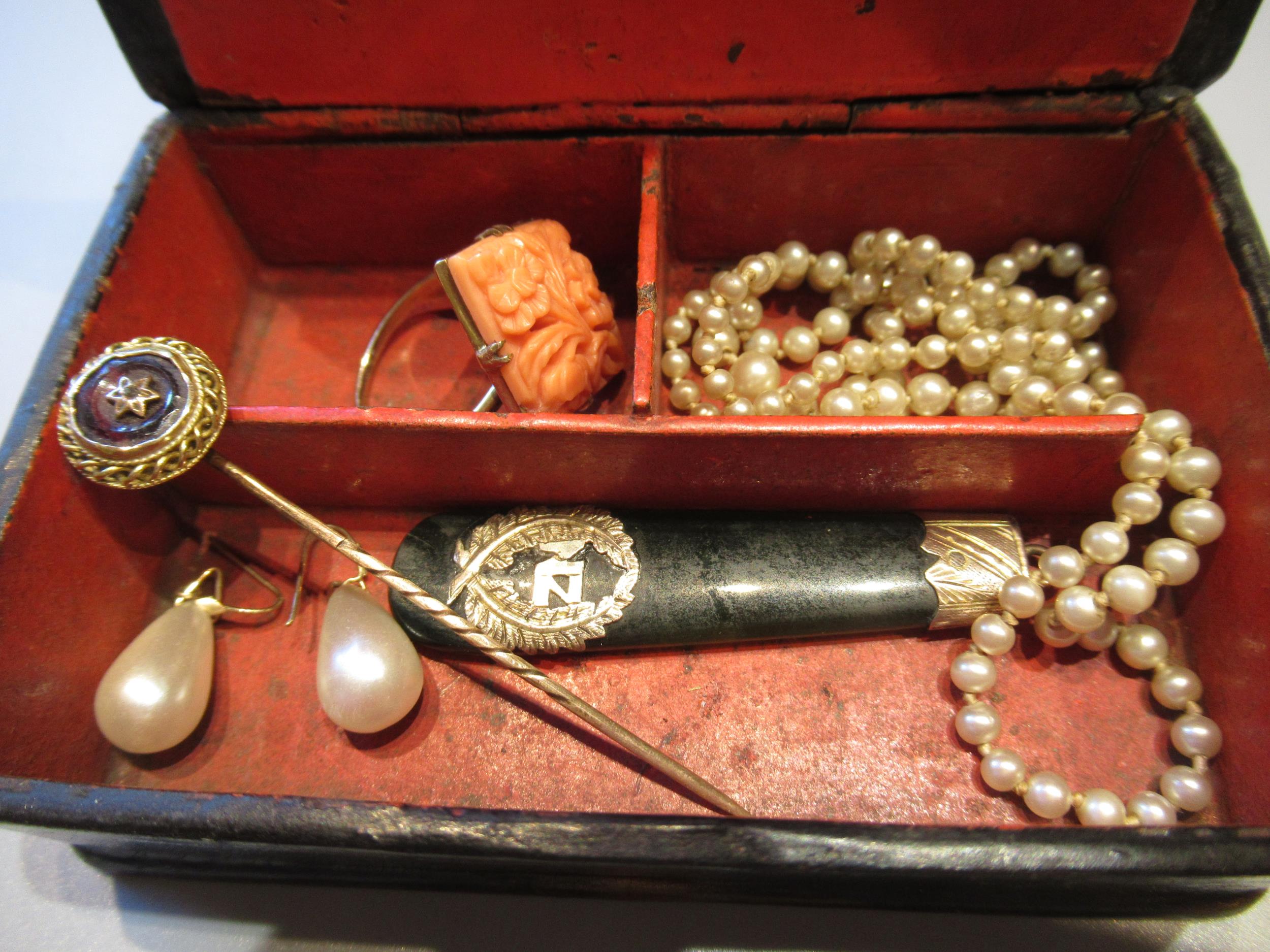 Small papier mache box, containing a quantity of antique jewellery, including a 9ct yellow gold - Image 2 of 2