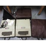 Four Apple II Europlus computers, with original carry cases (at fault) Strongly advise viewing in