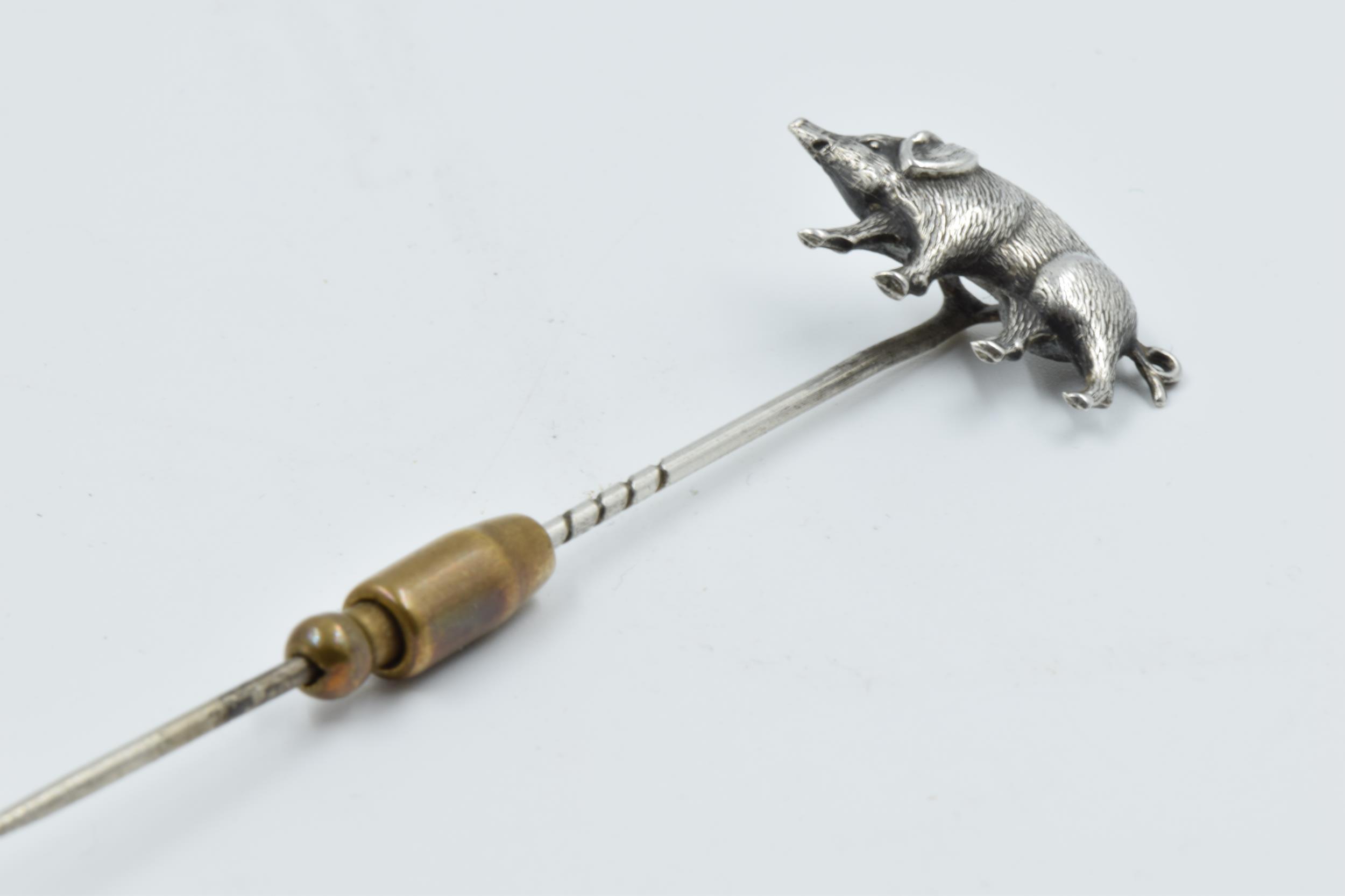 Antique white metal stickpin, in the form of a pig - Image 2 of 2