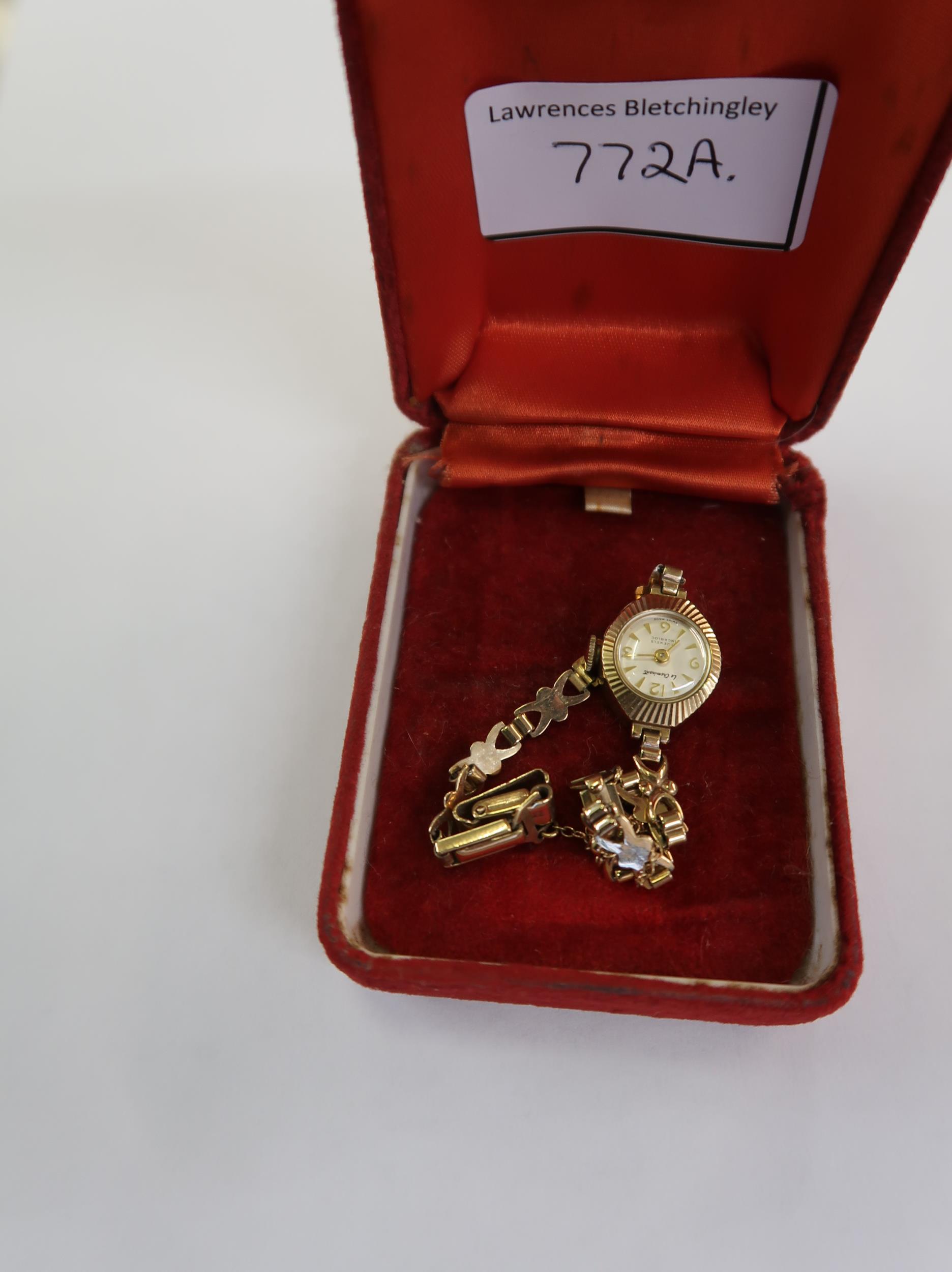 Ladies 9ct gold cased wristwatch with a 9ct gold bracelet