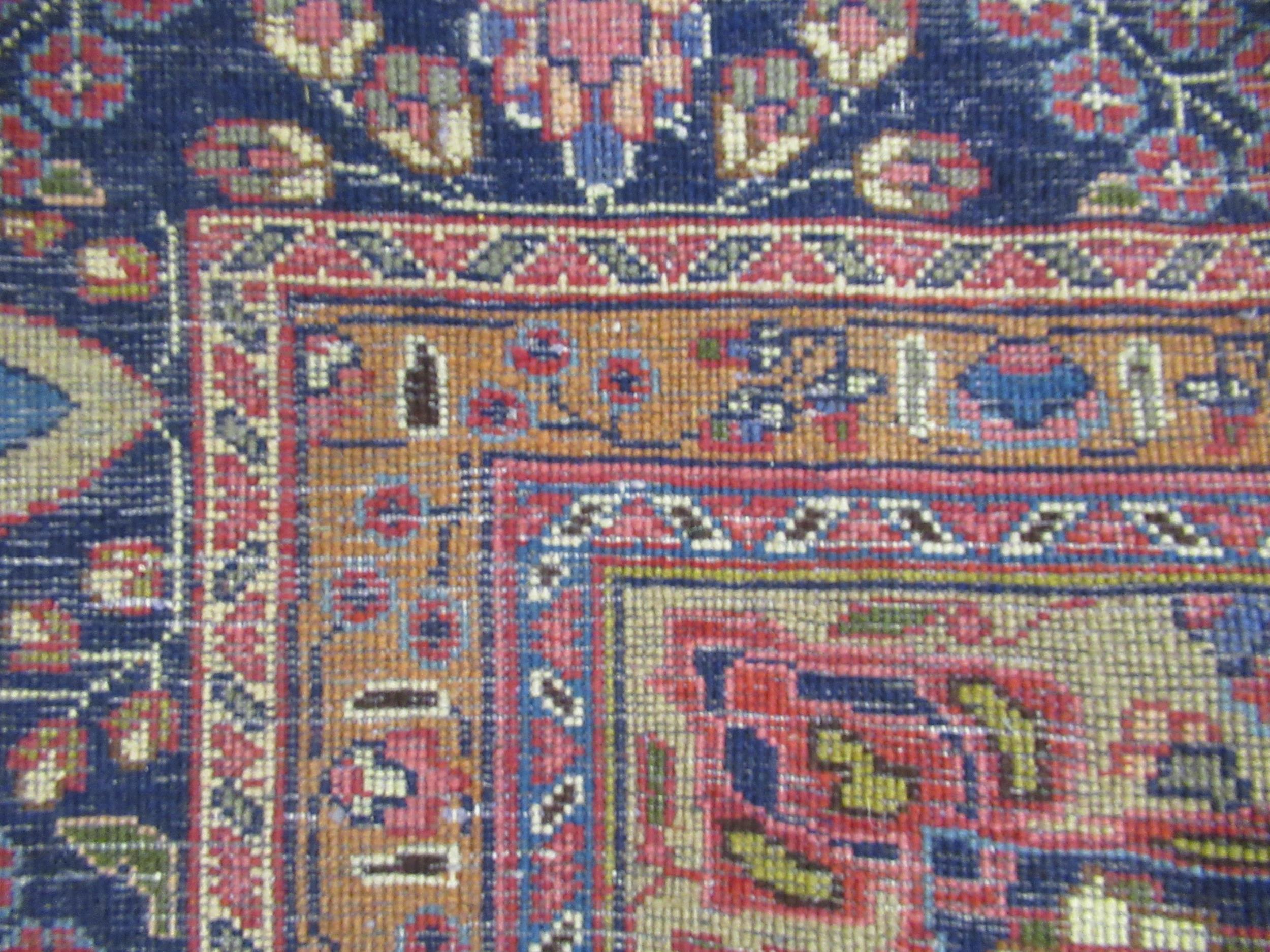 20th Century Turkish carpet of Persian design with a lobed medallion and all over floral pattern - Image 5 of 5