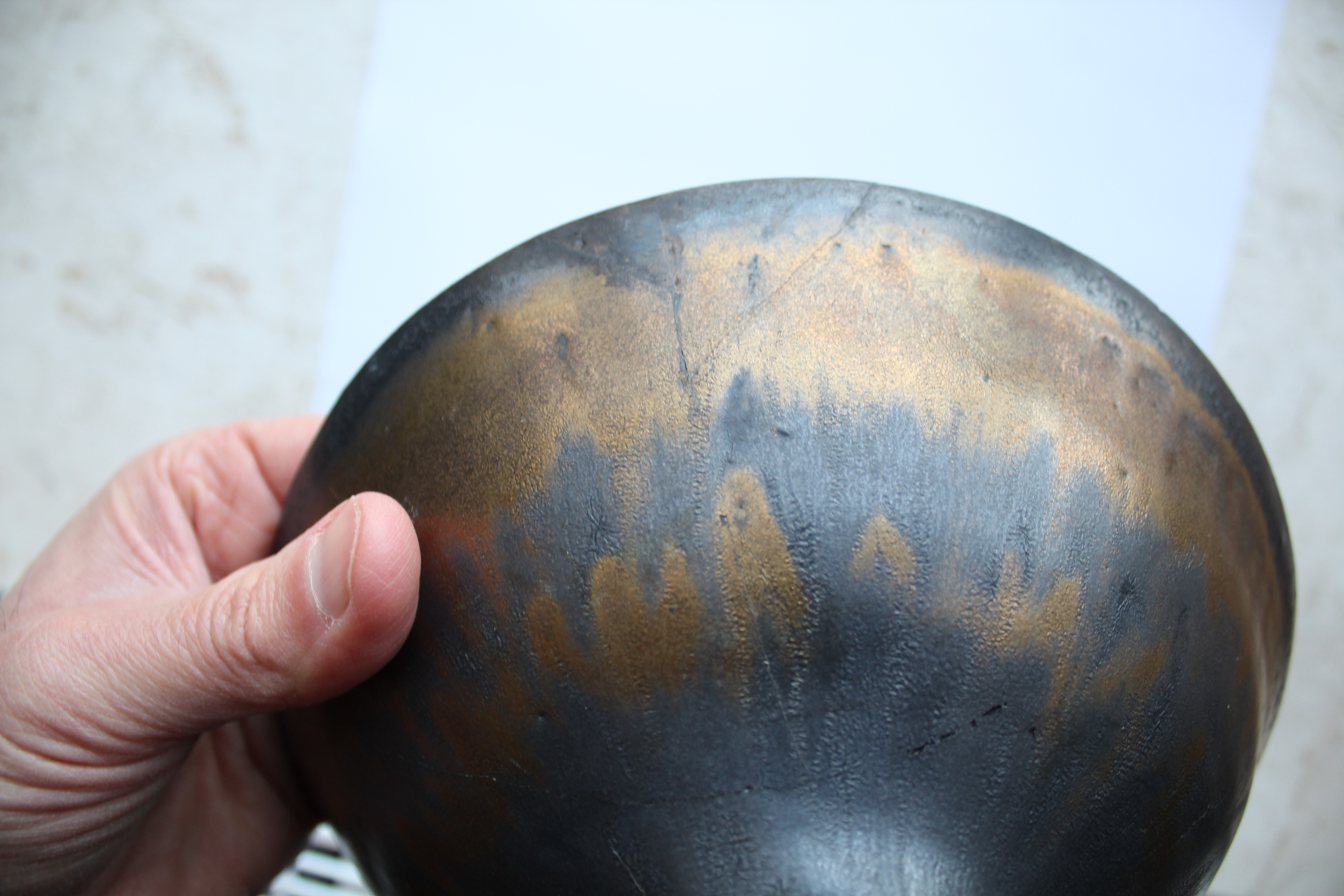 LUCIE RIE (1902-1995) - PORCELAIN BOWL a porcelain footed bowl with a bronze and black drip effect - Image 20 of 20