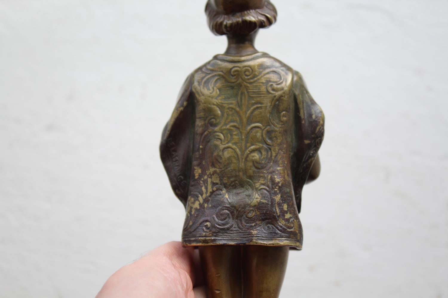 FRIEDRICH GOLDSCHEIDER BRONZE a small bronze figure of a boy in a Court uniform, and holding a - Image 9 of 12