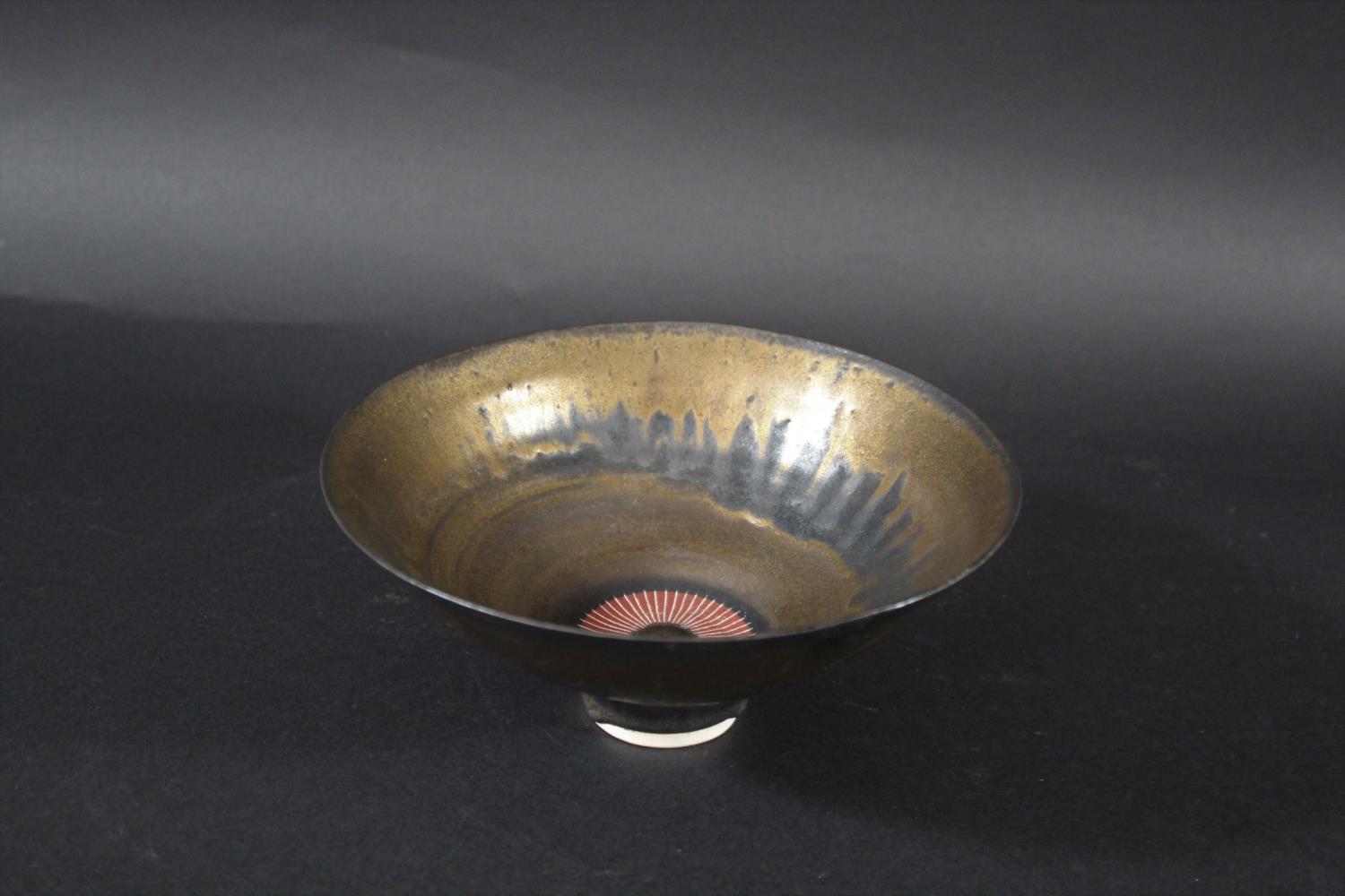 LUCIE RIE (1902-1995) - PORCELAIN BOWL a porcelain footed bowl with a bronze and black drip effect - Image 4 of 20