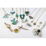A QUANTITY OF JEWELLERY including a silver pendant by Pam Crosland, an opal and seed pearl