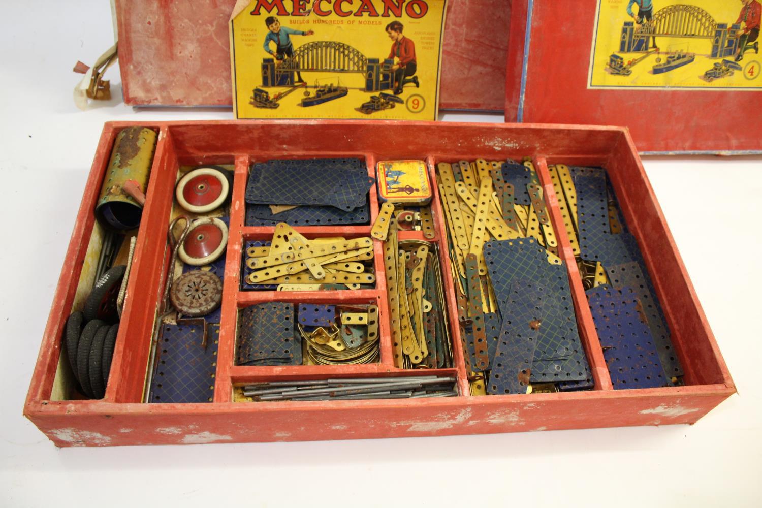 MECCANO BOXED SET a boxed set Meccano No 9, with 2 layers with various accessories, box and items in - Image 2 of 2