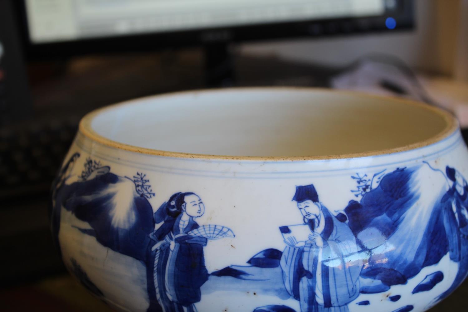 CHINESE PORCELAIN BLUE & WHITE CENSER - KANGXI Qing Dynasty Kangxi period, the rounded sides - Image 8 of 44