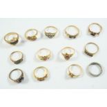 THIRTEEN ASSORTED GOLD AND GEM SET RINGS total weight 26.2 grams